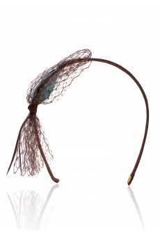 3 Vintage Leaves and Veil Bow at Side with Grosgrain Tie