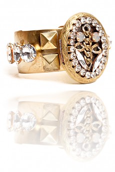 Valmonet Locket Cuff